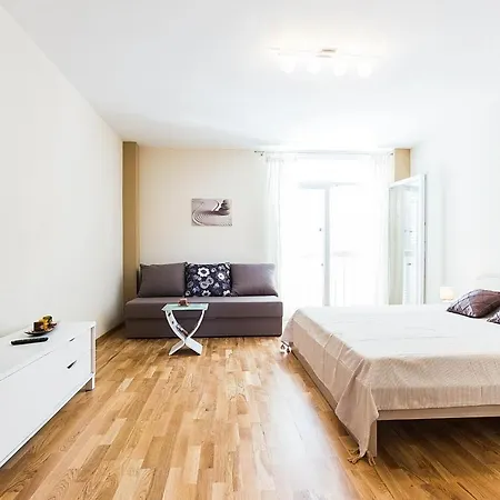 Apartment Calle Larga 14 In Old Town *